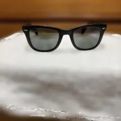Ray-Ban ブラックサングラス ケース付き　折りたたみ