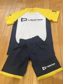 リベルタ　サッカーユニフォーム　ジャージ上下145cm 美品！！リベルタ145cm ジャージ ユニフォームセット