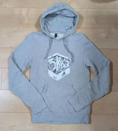 アディダスメンズパーカーSサイズ