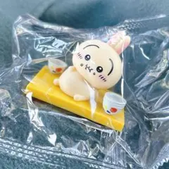 ちいかわ　うさぎ　鬼からカレー　松屋　フィギュア