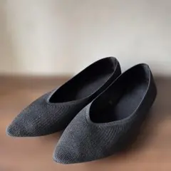 GUの「ウォッシャブルニットフラットシューズ」