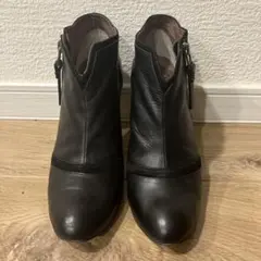 新宿伊勢丹購入　NUMBER TWENTY ONE ショートブーツ　黒