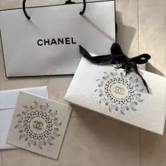 CHANELシャネル　ホリデー2025 ギフトセット　限定チャーム　カメリア