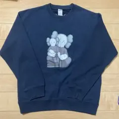 UNIQLO × KAWSコラボ スウェット