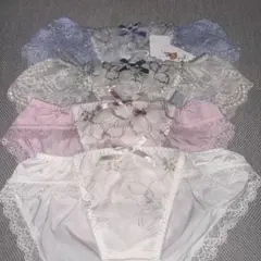 ♡新品♡リサマリ ショーツ花柄4点セット(ホワイト、ピンク、ブルー、ゴールド)