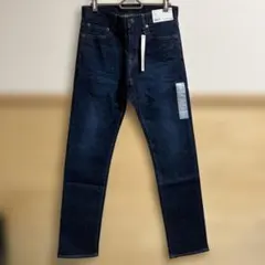 UNIQLO スリムフィットストレートジーンズ