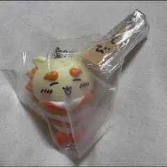 ちいかわ エビフライなハチワレ キーホルダー