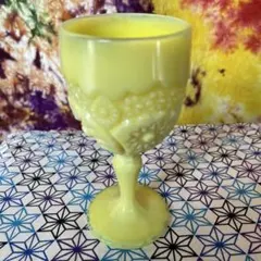 イエロー ガラス製 ワイングラス 花模様