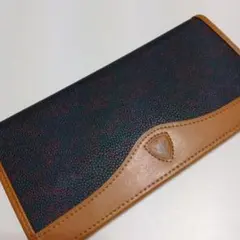 イ*カ様 深緑に地模様と茶の長財布