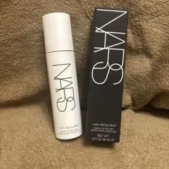 【新品】NARS ライトリフレクティング　メーキャップセッティングミスト90mlのサムネイル