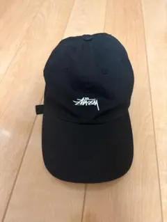 Stussy ベースボールキャップ ブラック - メルカリ