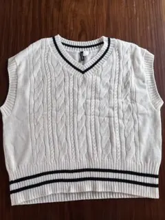 H&M ケーブル編み ニットベスト