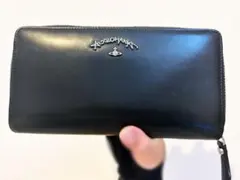ヴィヴィアンウエストウッド 長財布 ラウンド 黒