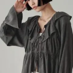 ⭐️即日発送⭐️LOWRYS FARM ヨウリュウシャーリングフリルブラウス