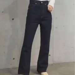 セミフレアデニムパンツM