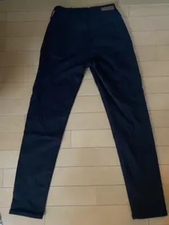 YANUK スリムテーパード RUTH / BLK