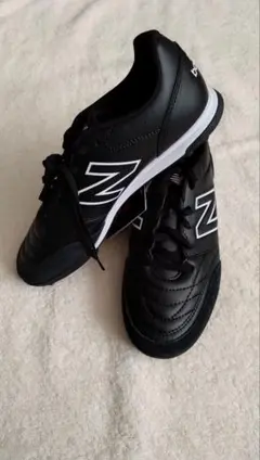 23cm New Balance 442 ブラック サッカーシューズのサムネイル