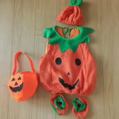 ハロウィンベビー 90 かぼちゃ 4点セット 帽子 靴下 バッグ 新品未使用