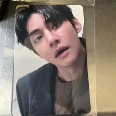 BTS V ユニバーサル特典トレカ