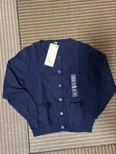 タグ付き UNIQLO ネイビー カーディガン 110