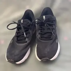 Nike スニーカー　ブラック　25.5cm