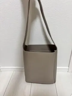 【herow様専用品】Aeta グレーベージュレザーショルダーバッグ