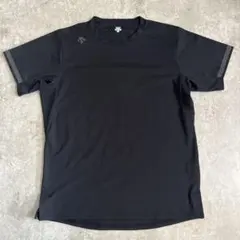 【古着】DESCENTE トレーニングシャツ　Mサイズのサムネイル