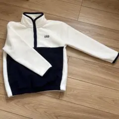 未使用　gap 130 フリース