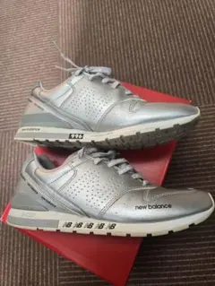 new balance スニーカー