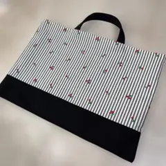 大人気！ハンドメイド　レッスンバッグ　女の子　さくらんぼ　ストライプ