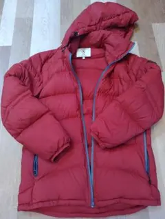 AIGLE フード付きレッドダウンジャケット M