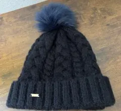 ネイビーケーブル編みニット帽