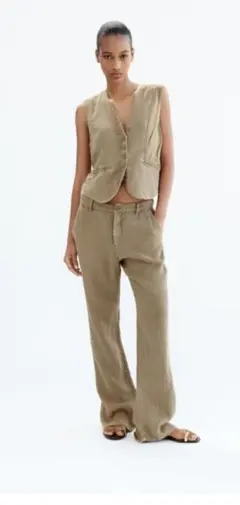 ZARA カーキ色リネンカジュアルパンツ