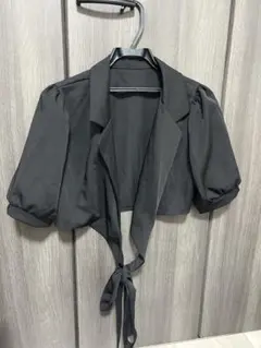 黒いクロップドカーディガン ガーリー