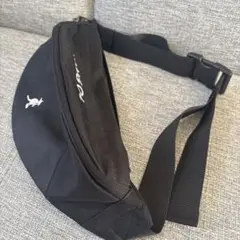 【美品】KANGOL ボディバッグ ブラックのサムネイル