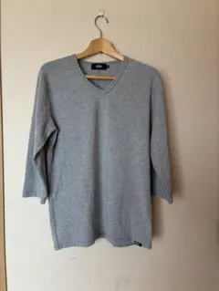 お値下げ❗️AZUL moussy 今からのグレー Vネック 七分袖カットソー