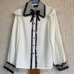 ROJITA フリル付き長袖シャツのサムネイル