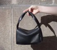 KEESE レザーショルダーバッグ ブラック Mサイズ レディース メンズ KEESE レザーショルダーバッグ ブラック Mサイズ レディース メンズ