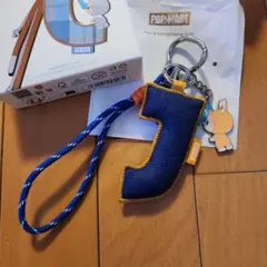 ラブブ　J キーホルダー