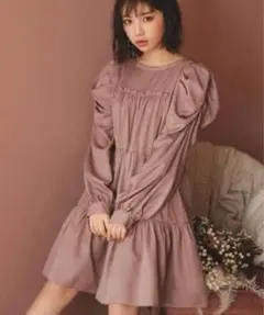 GRL ボリュームスリーブティアードワンピース 与田祐希さん着用