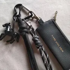 Item thumbnail for item 678bada8-6e92-4d88-b3ba-61cef72c9507