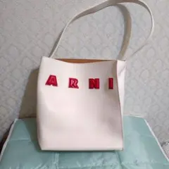 MARNI マルニ ショルダーバッグのサムネイル