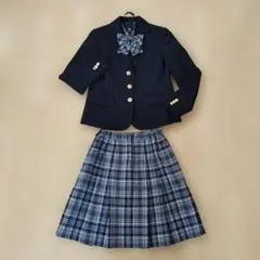 Item thumbnail for item b59704cb-3bee-4ea2-8b49-398d47a157ef