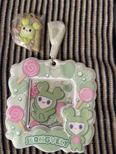 TWICEカードホルダー　おまけ付き