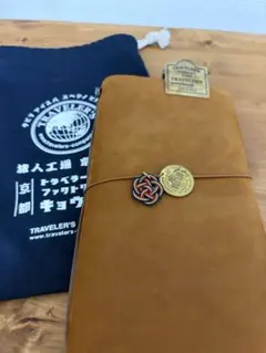 【まとめ売り】TRAVELER’S notebookキャメル 限定品付 まとめ売り】TRAVELER'S notebookキャメル 限定品付 - メルカリ