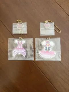 プリキュア 一番くじ コスチュームアクリルチャーム ハッピー,ラブリー