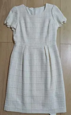 Debut de Fiore ひざ丈 半袖ワンピース　新品訳あり