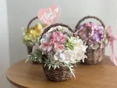 かごブーケ　バスケット　シルク　フラワーアレンジメント　ピンク