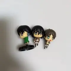進撃の巨人　ミニマスコット　ミカサ　エレン　リヴァイ