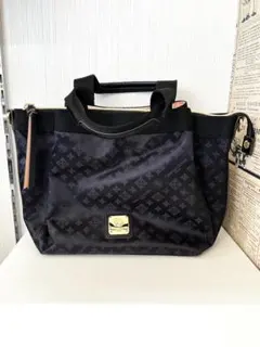 Item thumbnail for item 4c02bfc7-d40e-43db-9a08-072fb0527969